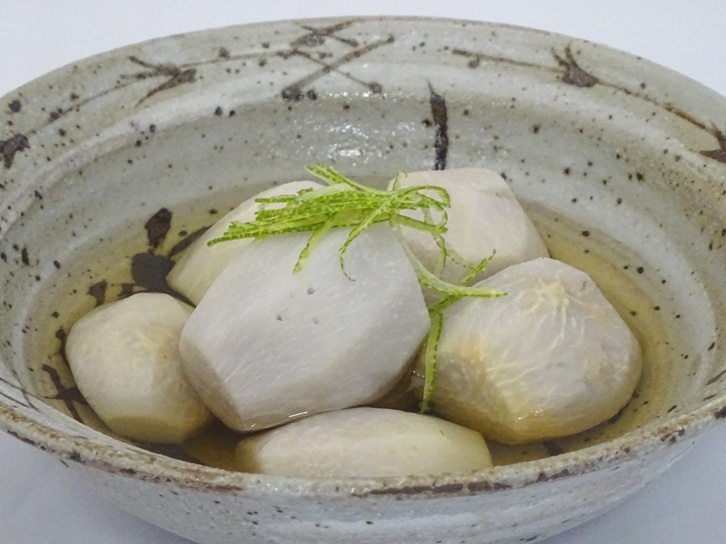 ジョーキュウのレシピ「里芋の白煮」イメージ画像